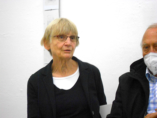 Foto
                      Yukari Kosakai