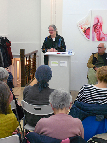 Foto
              Yukari Kosakai