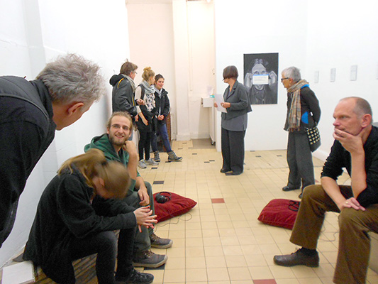 Foto Astrid
                      Grau